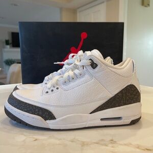 Jordan 3 Retro Mocha Size 8